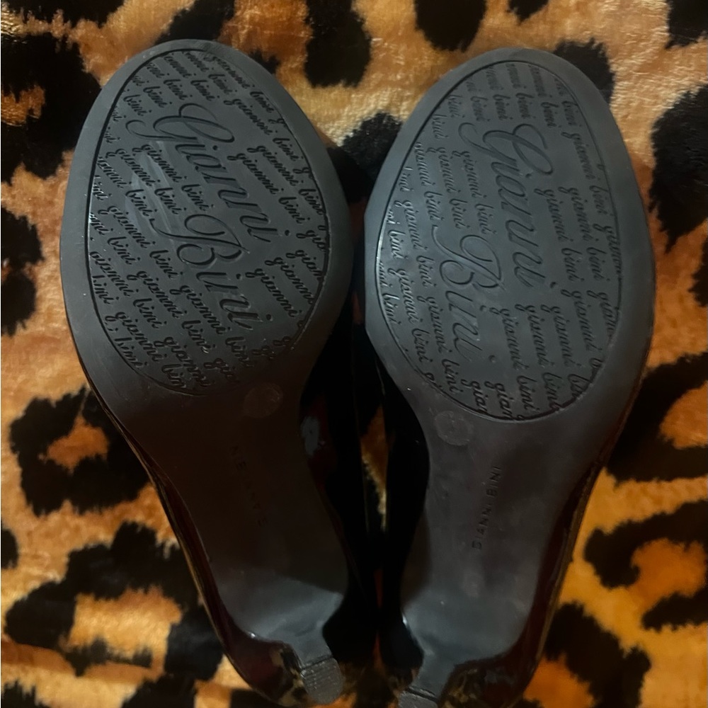 Gianni Bini Slip On Pump Heels Size 7.5 Black Patent Leather Dressy Heeled Shoes - Picture 4 of 4